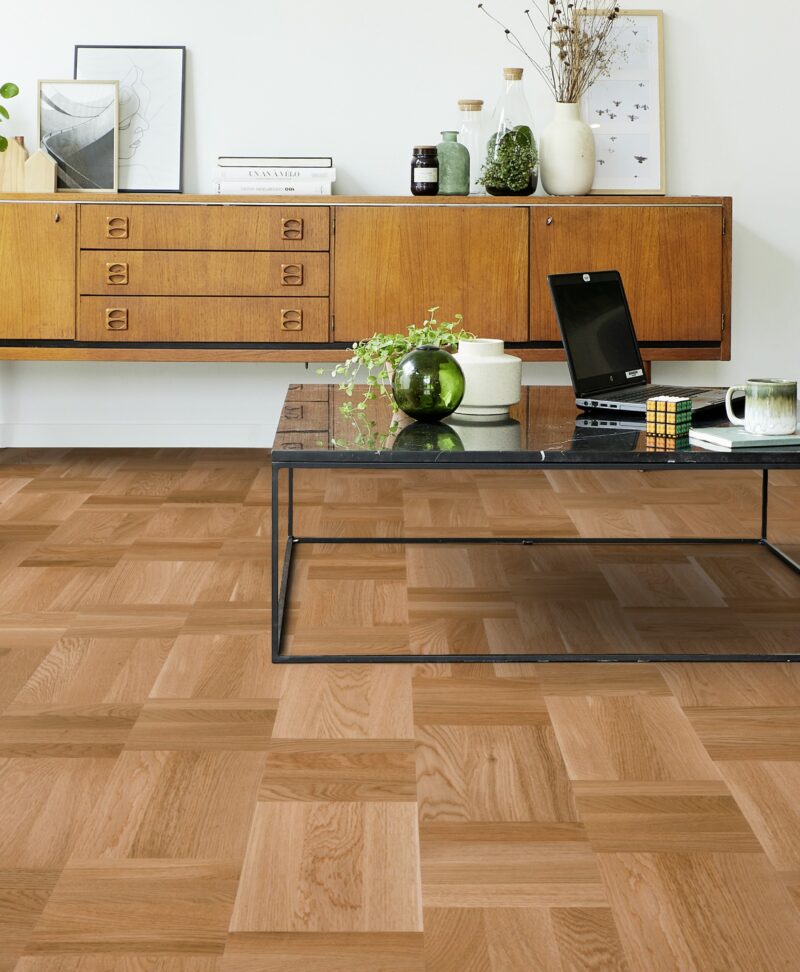 oak retro lifestyle image